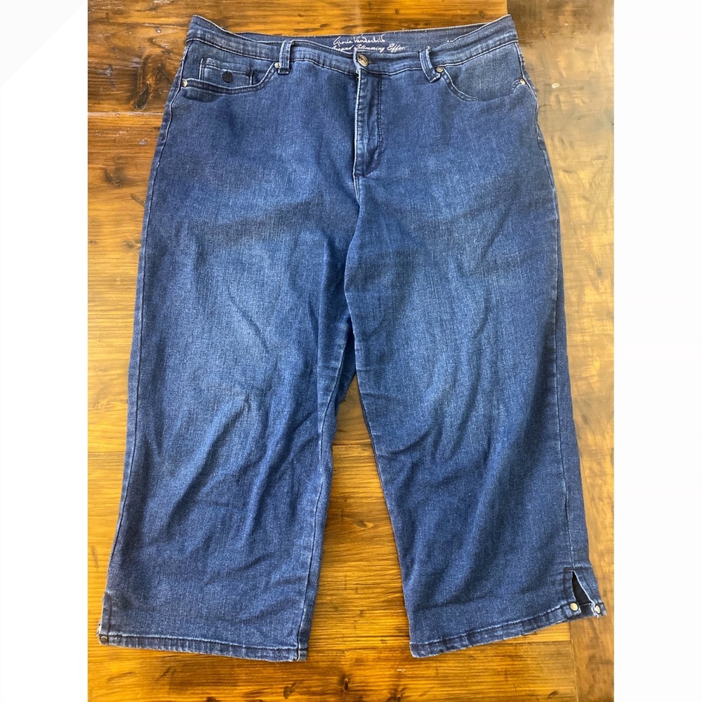 Gloria Vanderbilt Amanda Womens 14 Blue Slimming Capri Denim SKU C119